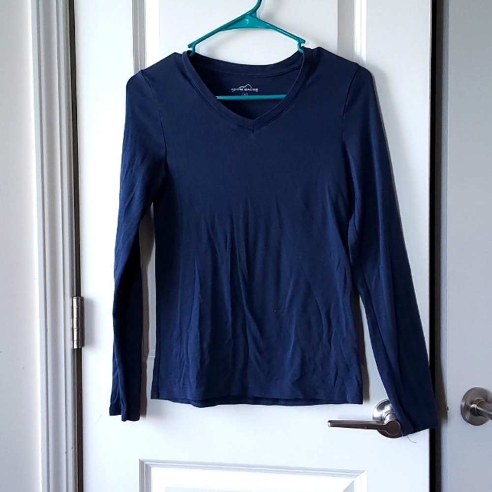 Eddie Bauer long sleeve tee blue small